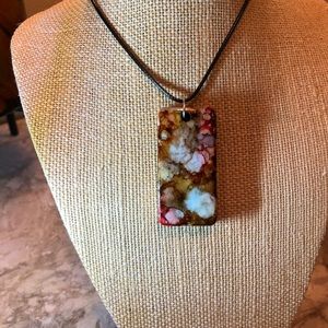 NWT handmade gold and maroon domino necklace